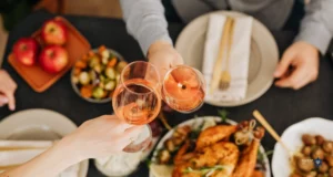 איך לבחור קייטרינג מומלץ לאירוע משפחתי